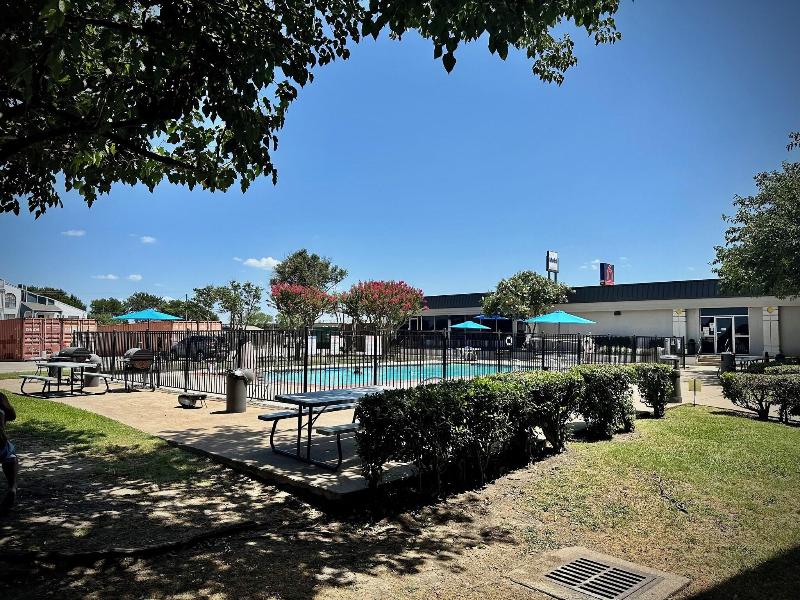 Motel 6 Mesquite Tx Town East image