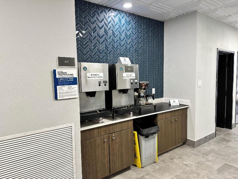 Motel 6 Mesquite Tx Town East image