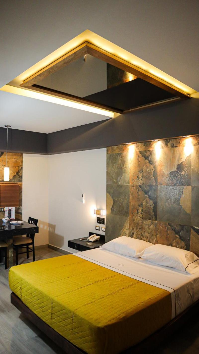Hotel Myst image