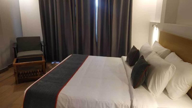 Hotel Vemara image
