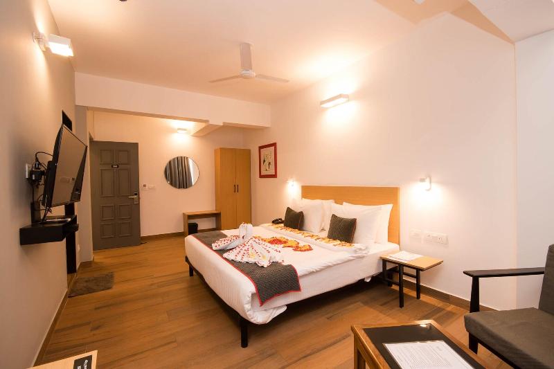 Hotel Vemara image