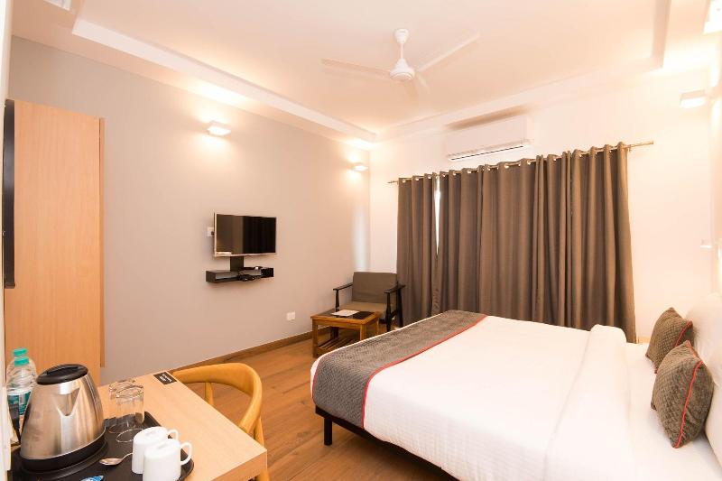 Hotel Vemara image
