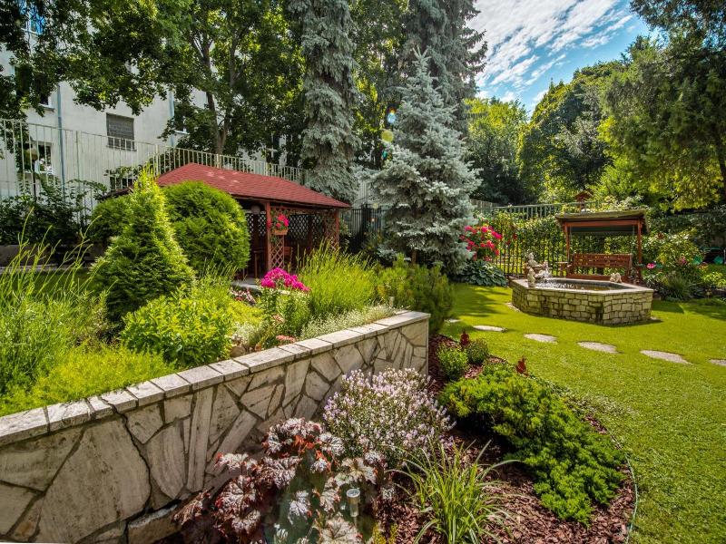 Hotel Arcus Garden image