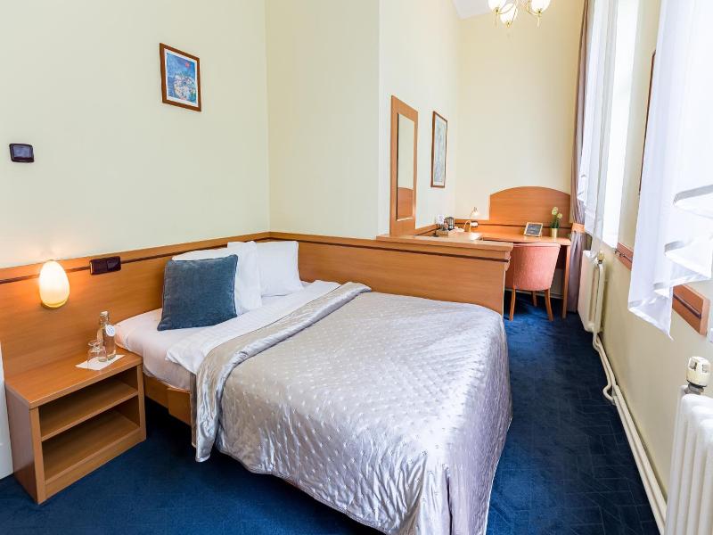 Hotel Arcus Garden image