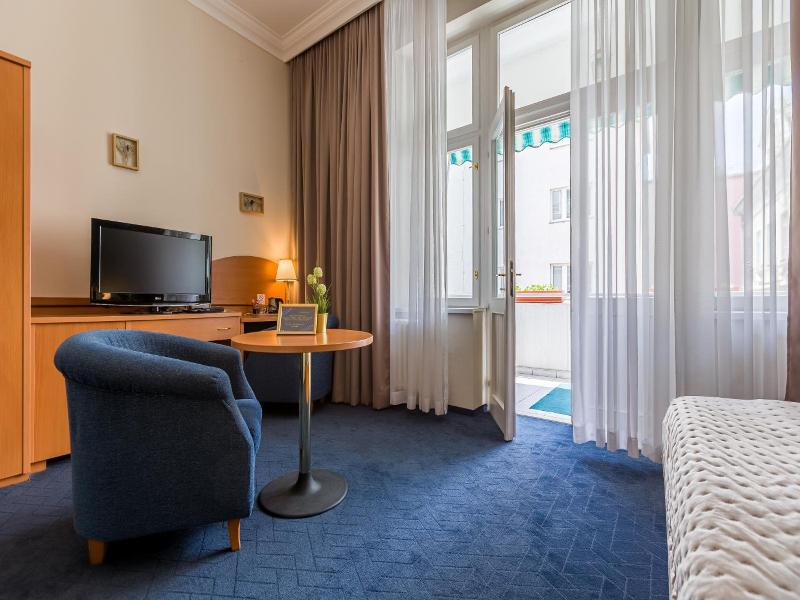 Hotel Arcus Garden image