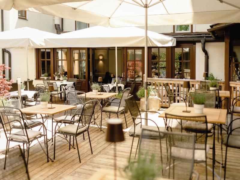 Boutiquehotel Hubertushof image