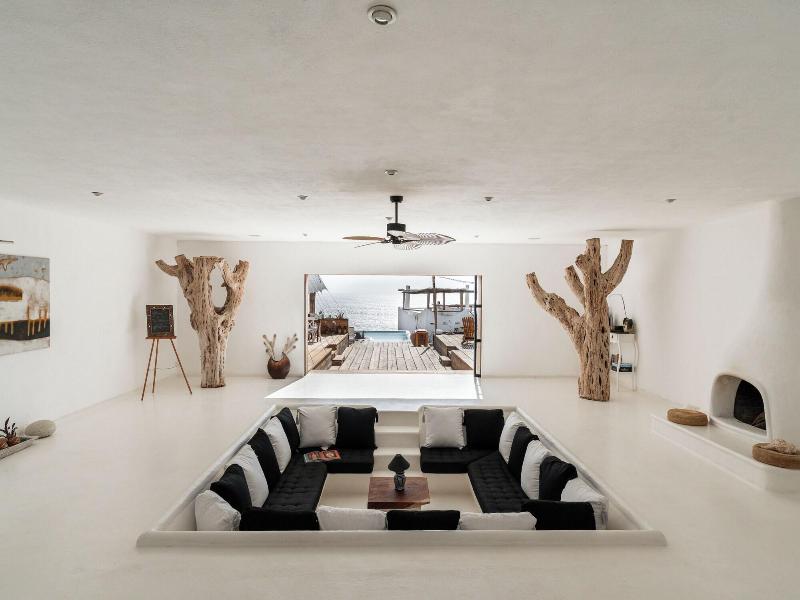 Nest Baja