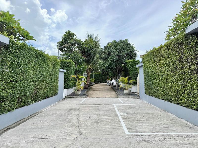 Phuket La Siesta Pool Villa And Pool Access image