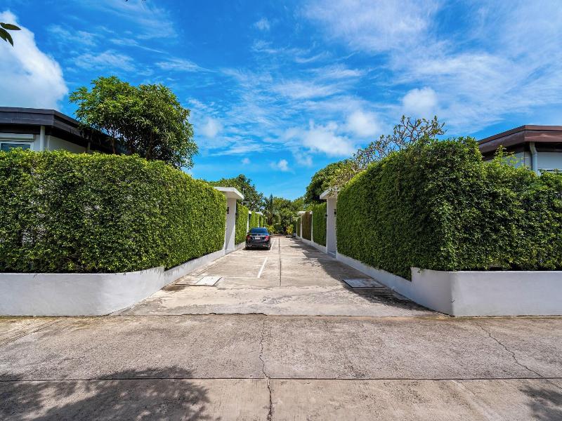 Phuket La Siesta Pool Villa And Pool Access image