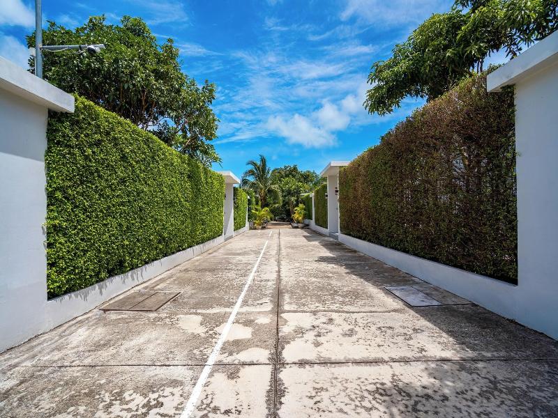 Phuket La Siesta Pool Villa And Pool Access image