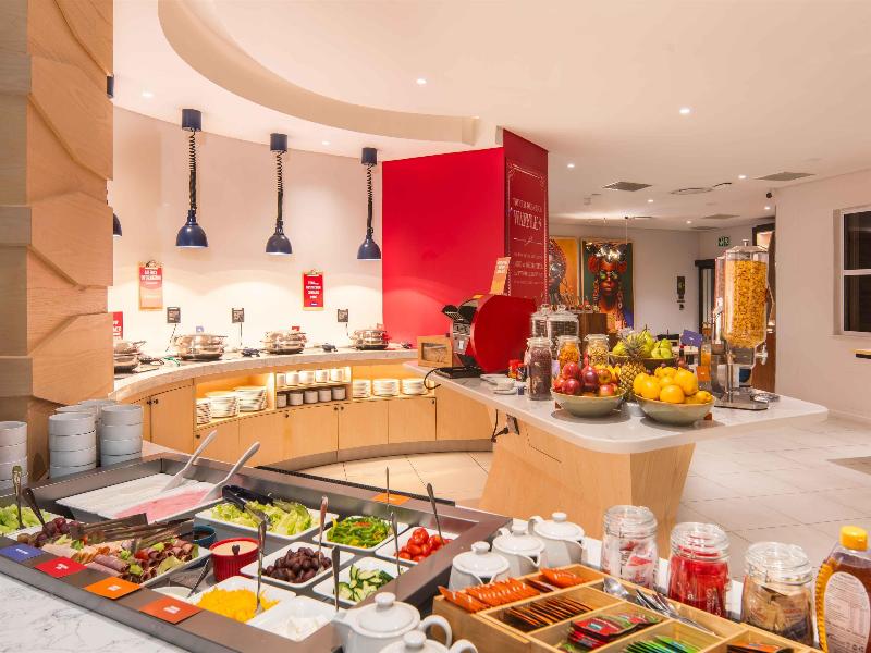 Hampton By Hilton Sandton Grayston image