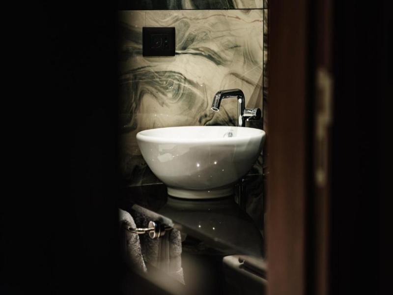 Royale Sainte Helene Boutique Hotel image