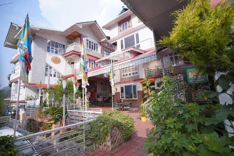 Udaan Tashi Gakhil Resort — exterior view