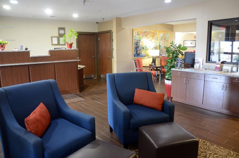 Giles Hotel Inn & Suites image