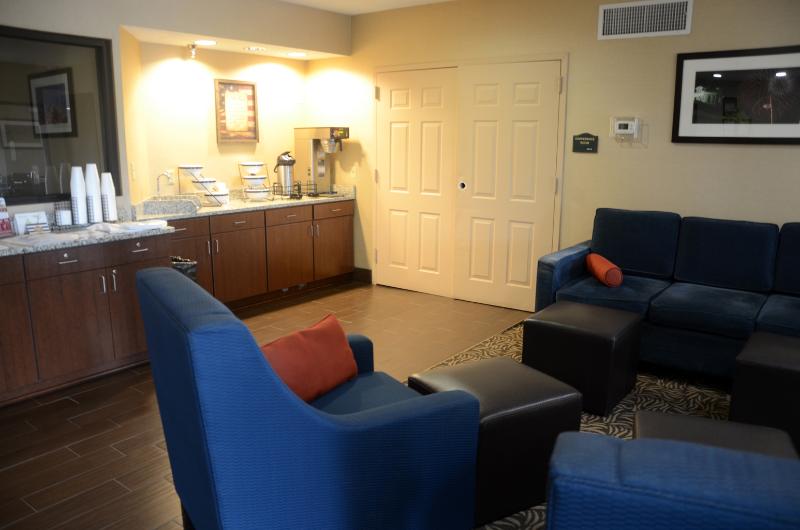 Giles Hotel Inn & Suites image