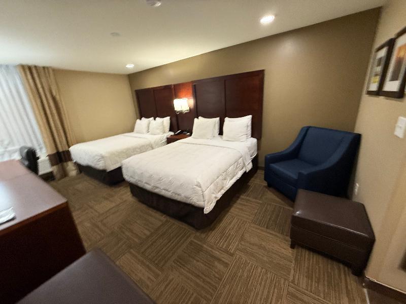 Giles Hotel Inn & Suites image