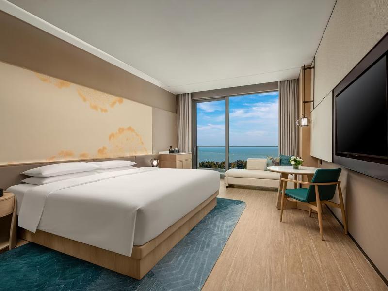 Hualuxe Hotels And Resorts Resort Beihai Silver Be image
