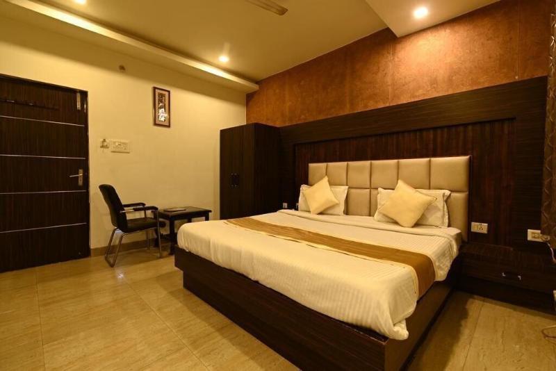 Hotel I.p. Palace image
