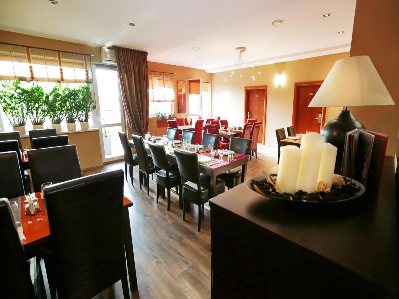 City Hotel Nitra image