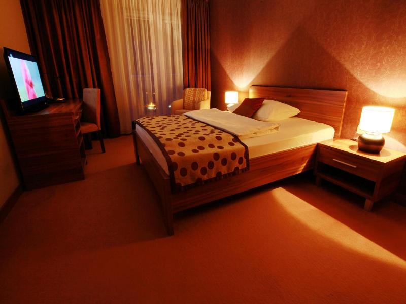 City Hotel Nitra image