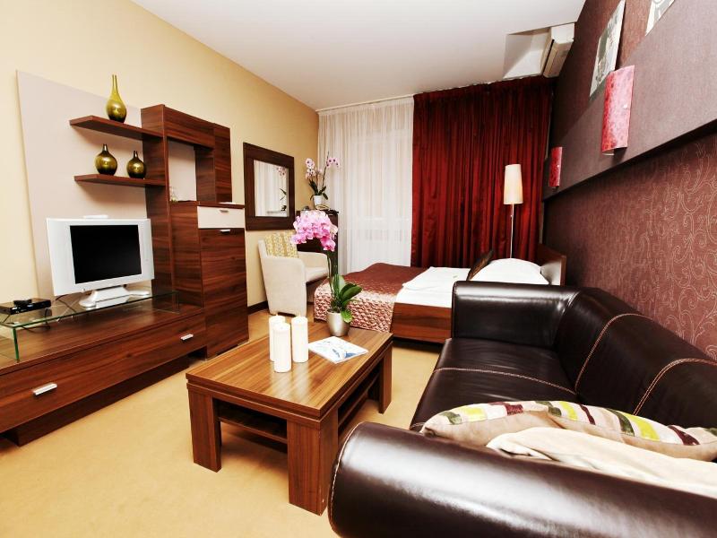 City Hotel Nitra image