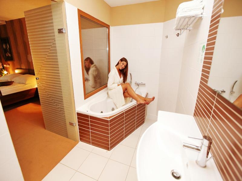 City Hotel Nitra image