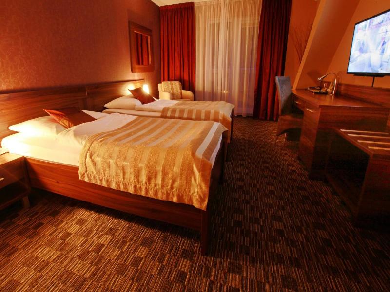 City Hotel Nitra image