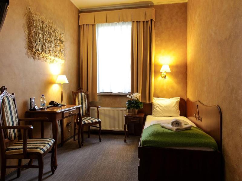 Hotel Ksi Ocia Jv Zefa image