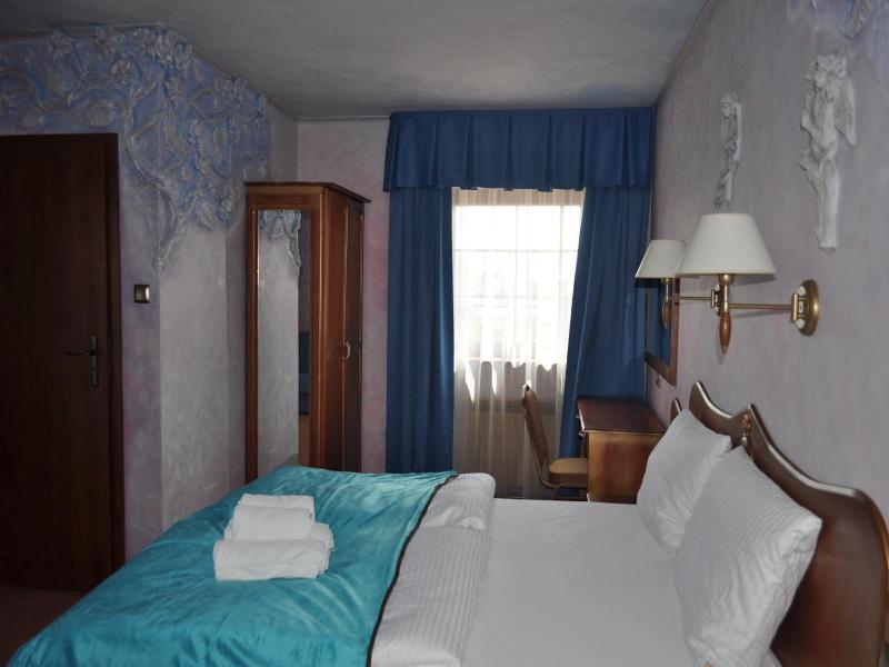 Hotel Ksi Ocia Jv Zefa image