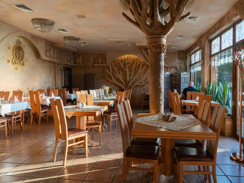 Hotel Ksi Ocia Jv Zefa image