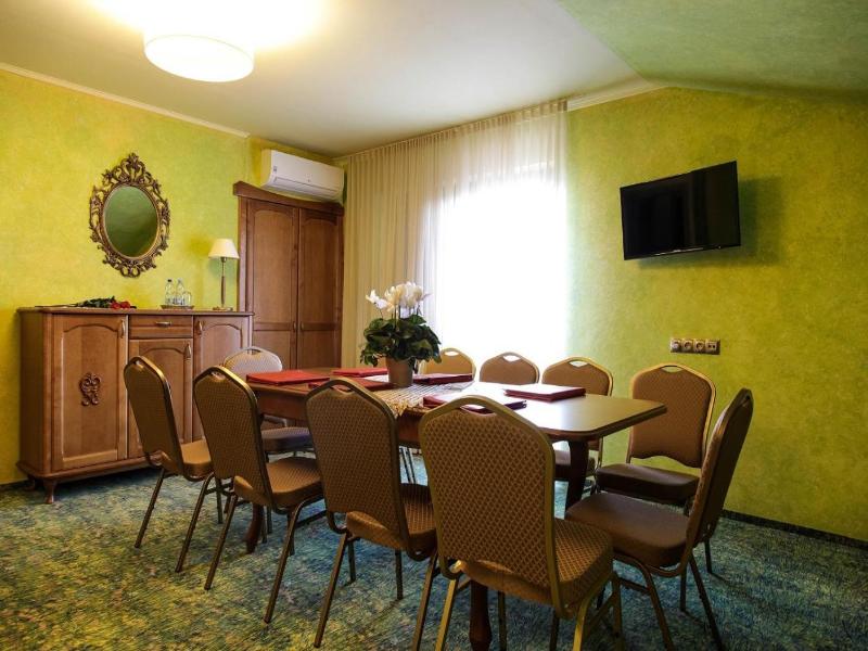 Hotel Ksi Ocia Jv Zefa image