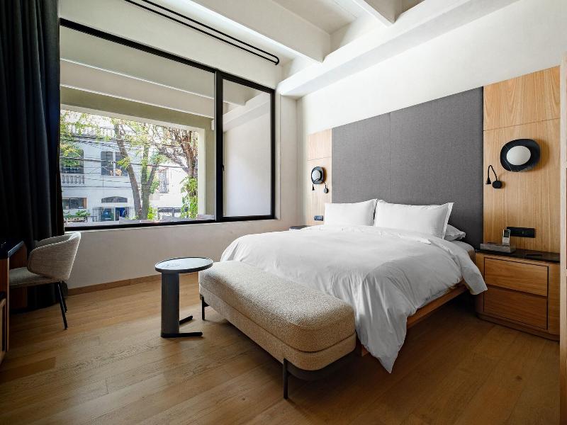 Colima 71 Art Community Hotel image