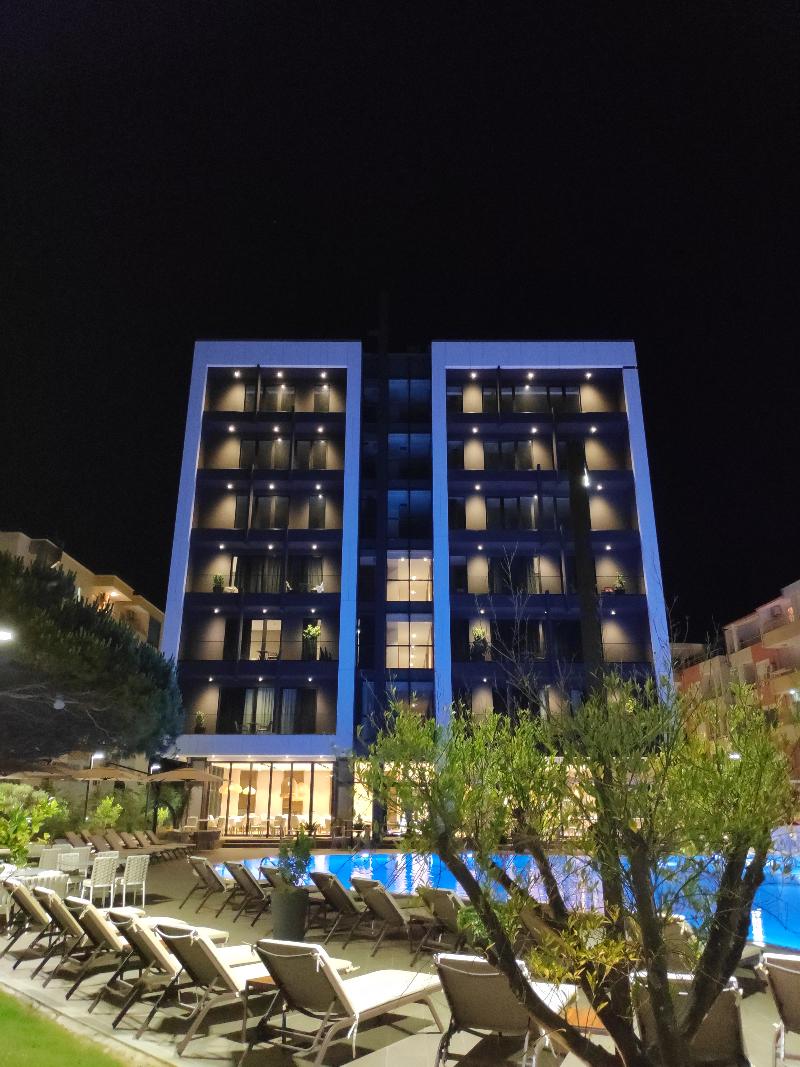 Supreme Hotel image