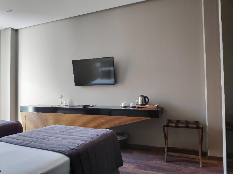 Supreme Hotel image