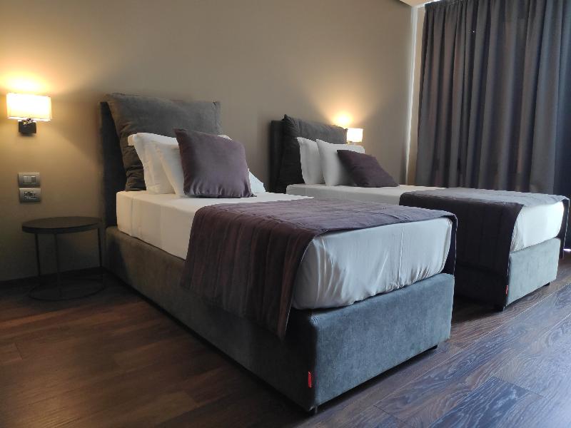 Supreme Hotel image