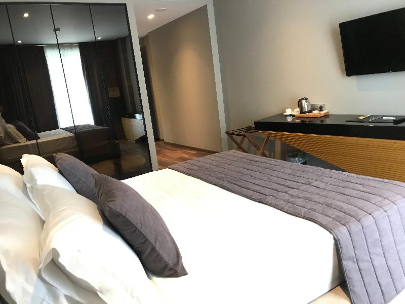Supreme Hotel image