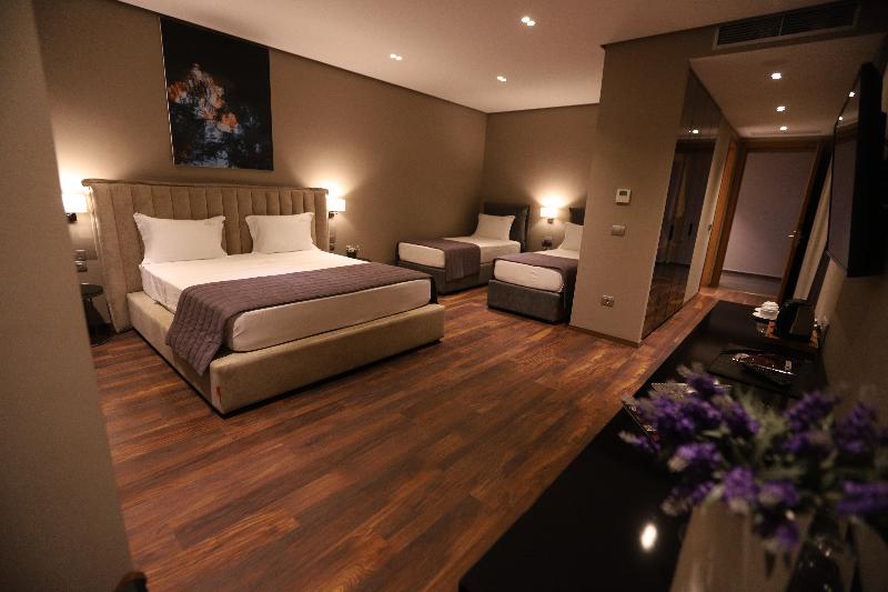 Supreme Hotel image