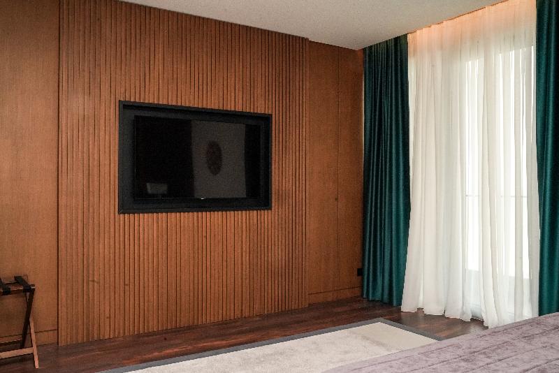 Supreme Hotel image