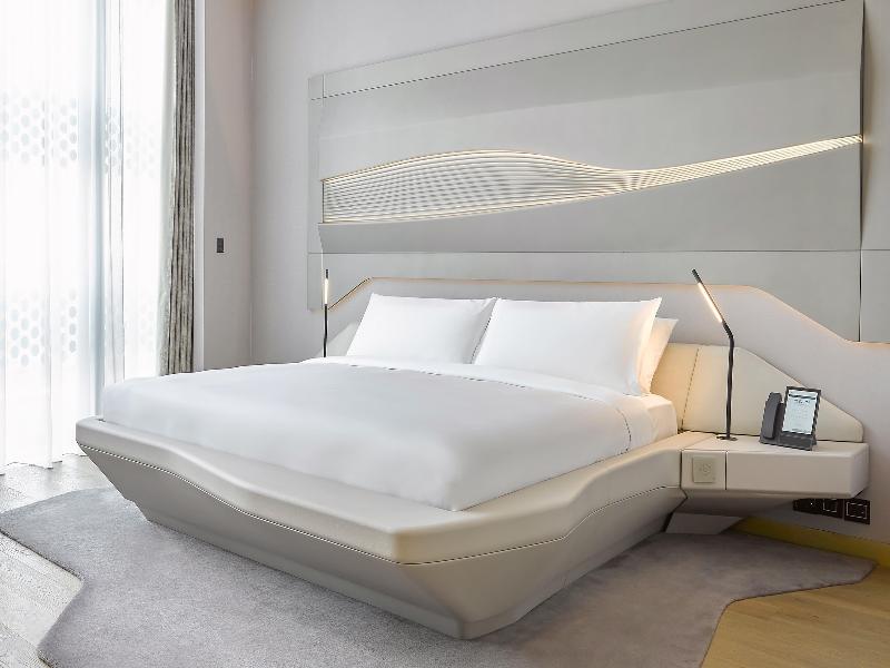 Me Dubai Residences By Melia image