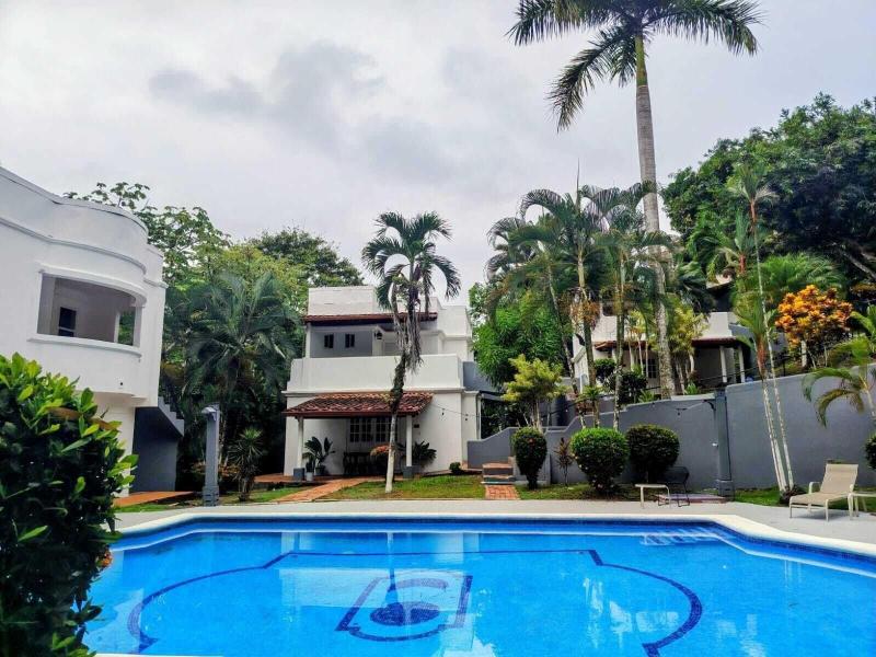 Alma Vida Hotel image