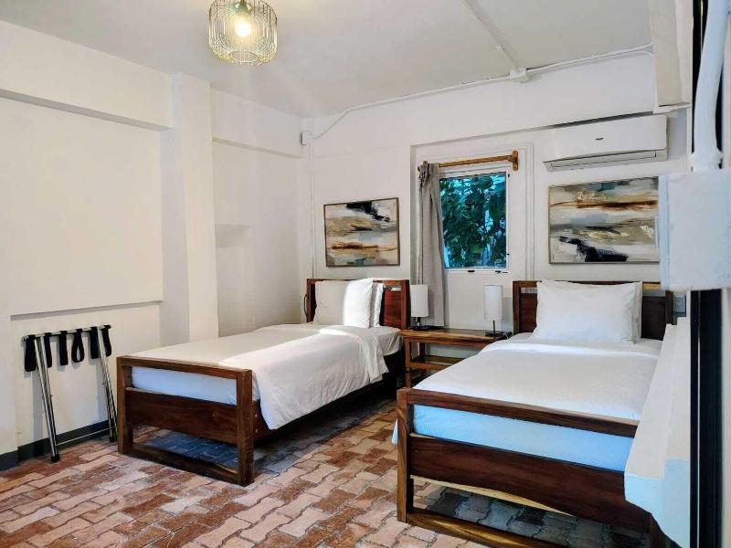 Alma Vida Hotel image