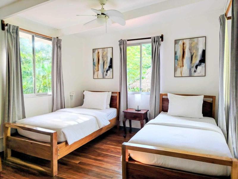 Alma Vida Hotel image