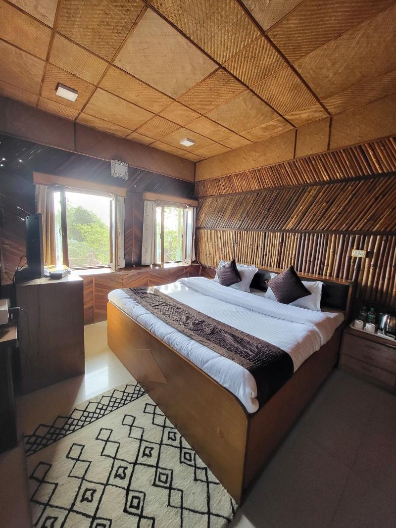 Saiva Hill Resort image