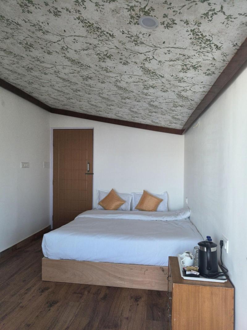 Saiva Hill Resort image
