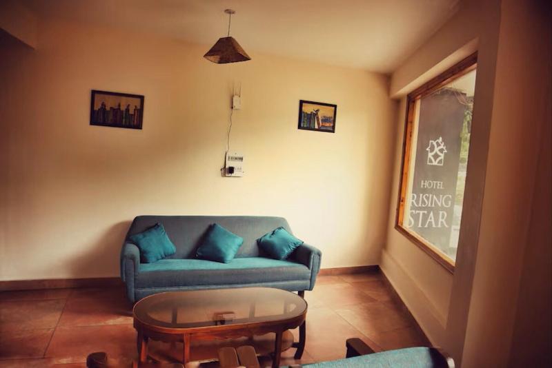Hotel Rising Star image