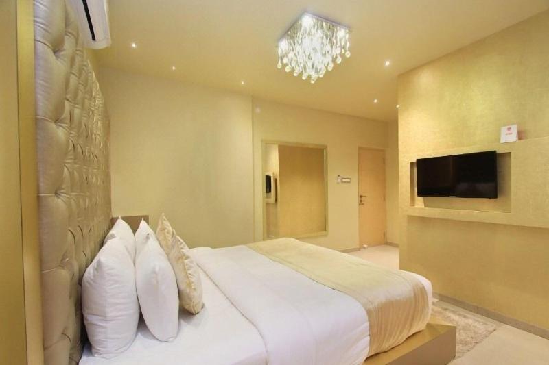 Imarat Hotel image