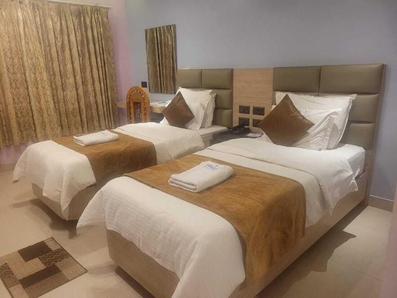 Hotel Om International image