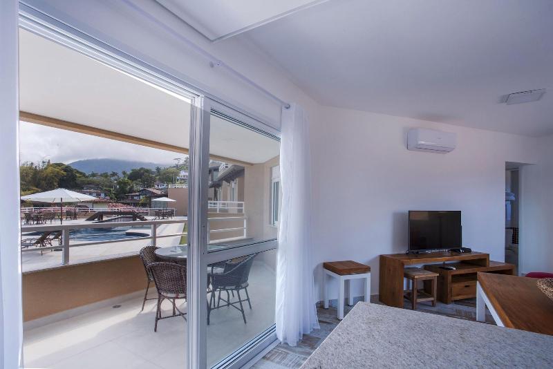 Ilhabela Beach Residences image