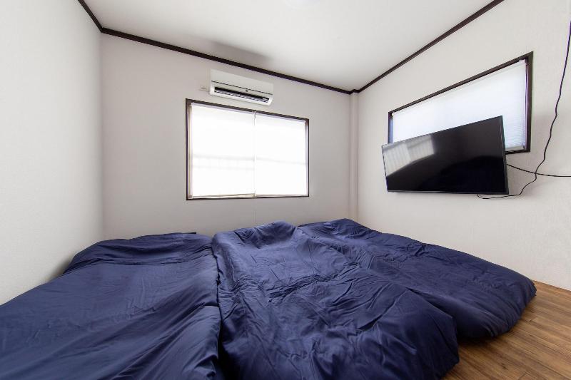 Guest House Gorilla image