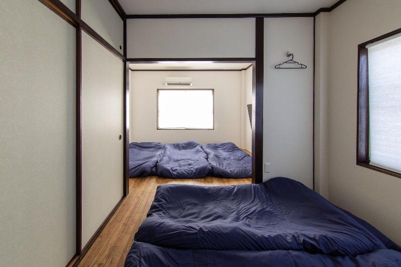 Guest House Gorilla image